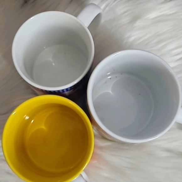 Vintage 90s Disney Winnie-the-Pooh Bundle of Three Mugs Coffee Cup Collectible - Picture 16 of 16